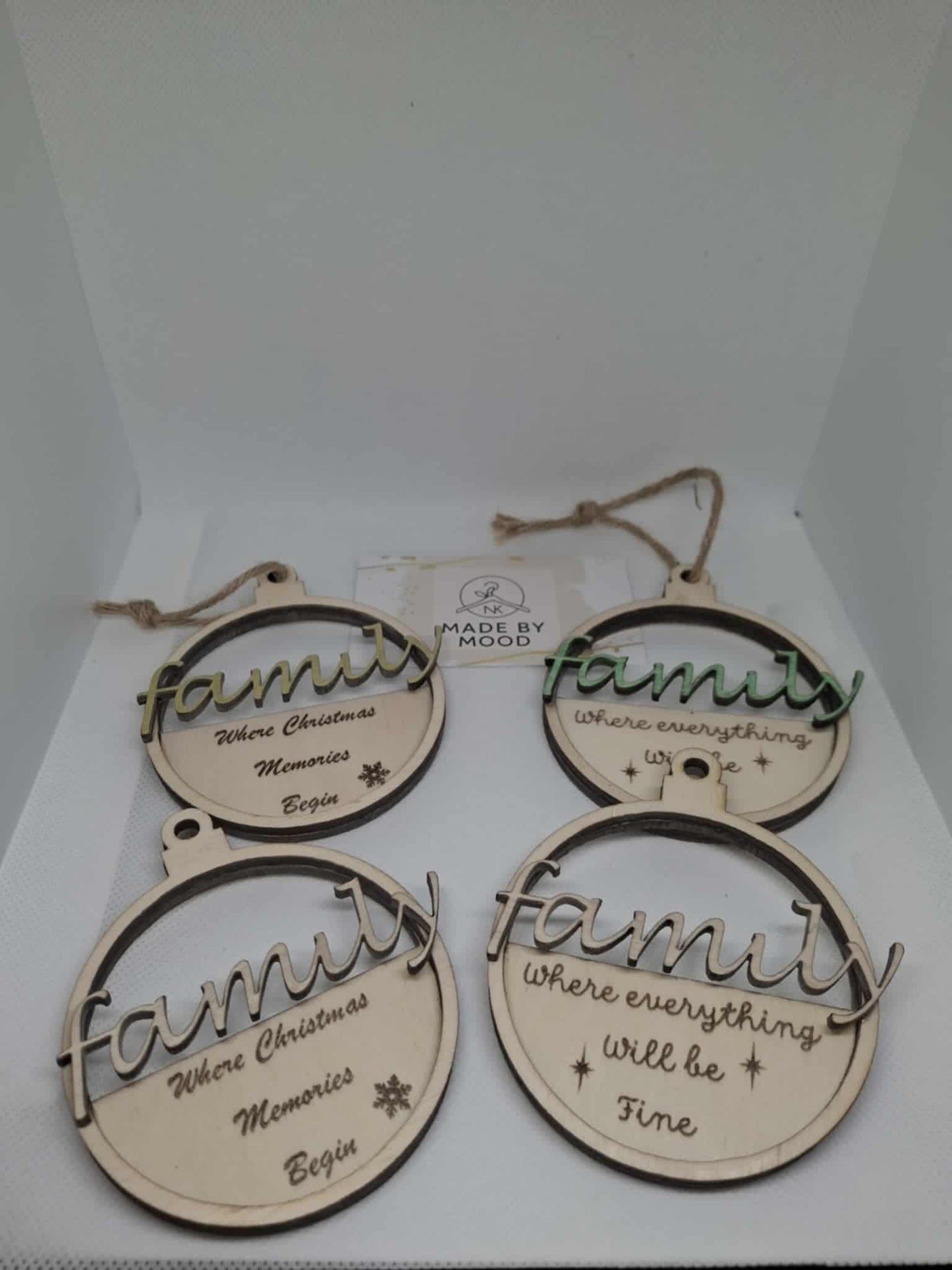 Houten kerstbal 'family'