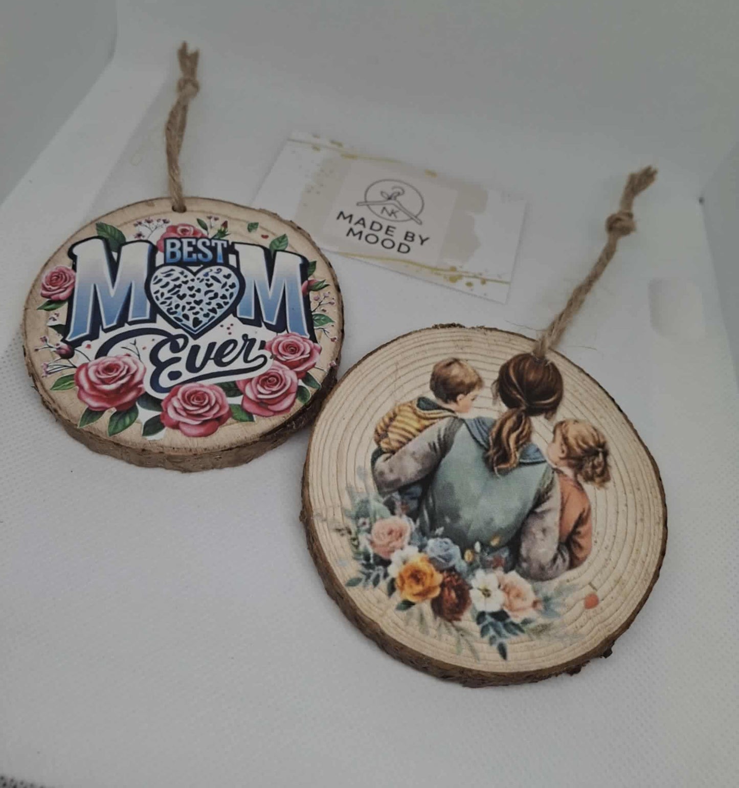 Houten hangers met kleur rijk motief