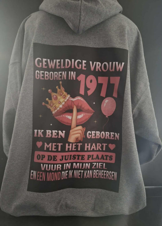 Hippe trui met opdruk