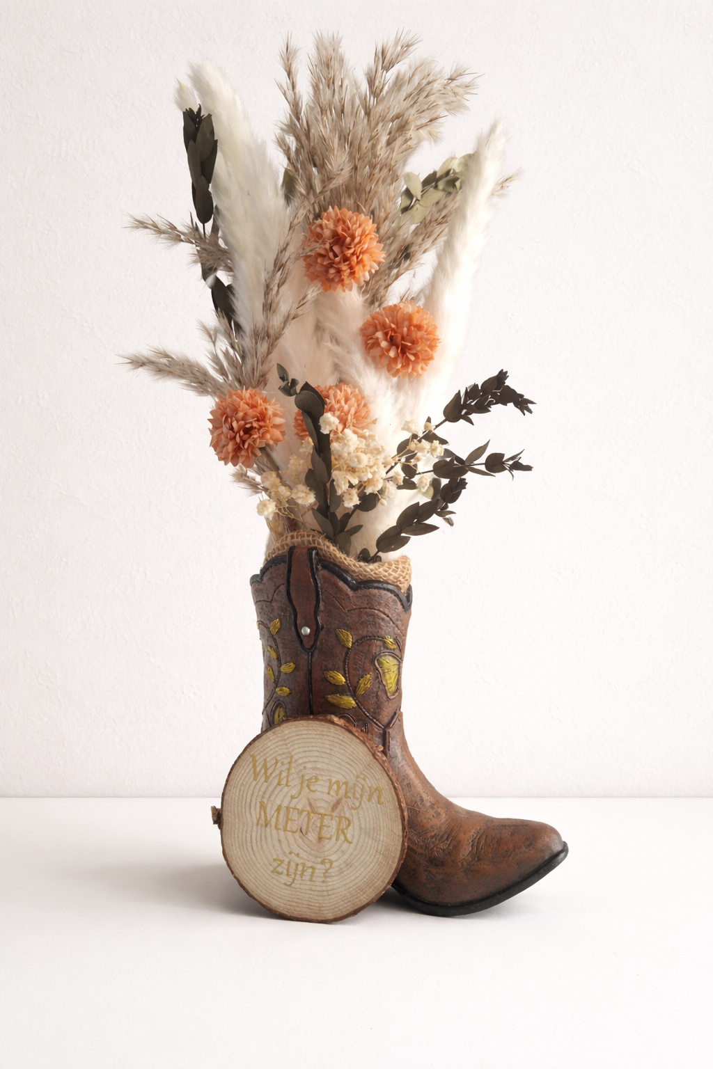 Cowboyboot met droogbloemen 'Wil jij mijn meter zijn?'